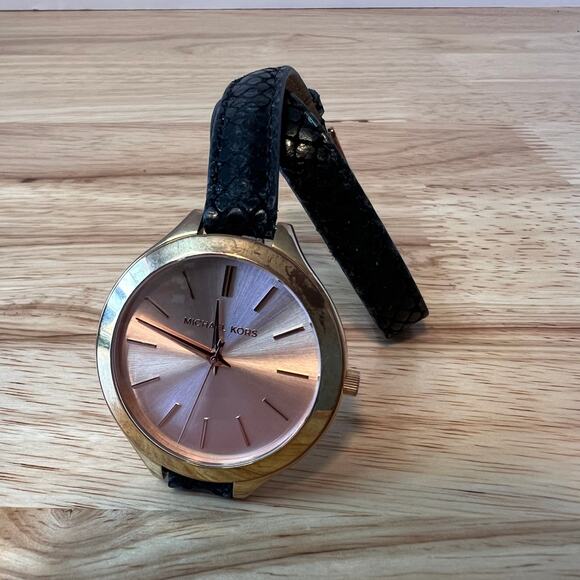 Michael Kors MK-2322 Rose Gold Dial Watch with Black Leather Double Wrap Strap - Picture 1 of 11